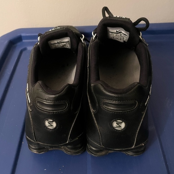 Black Nike - Size 11.5 - Picture 5 of 8